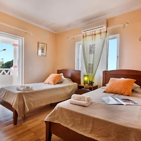 Rosa By * Olhos de Agua (Albufeira)