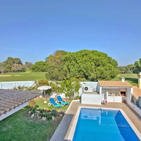 Villa Rosa By *